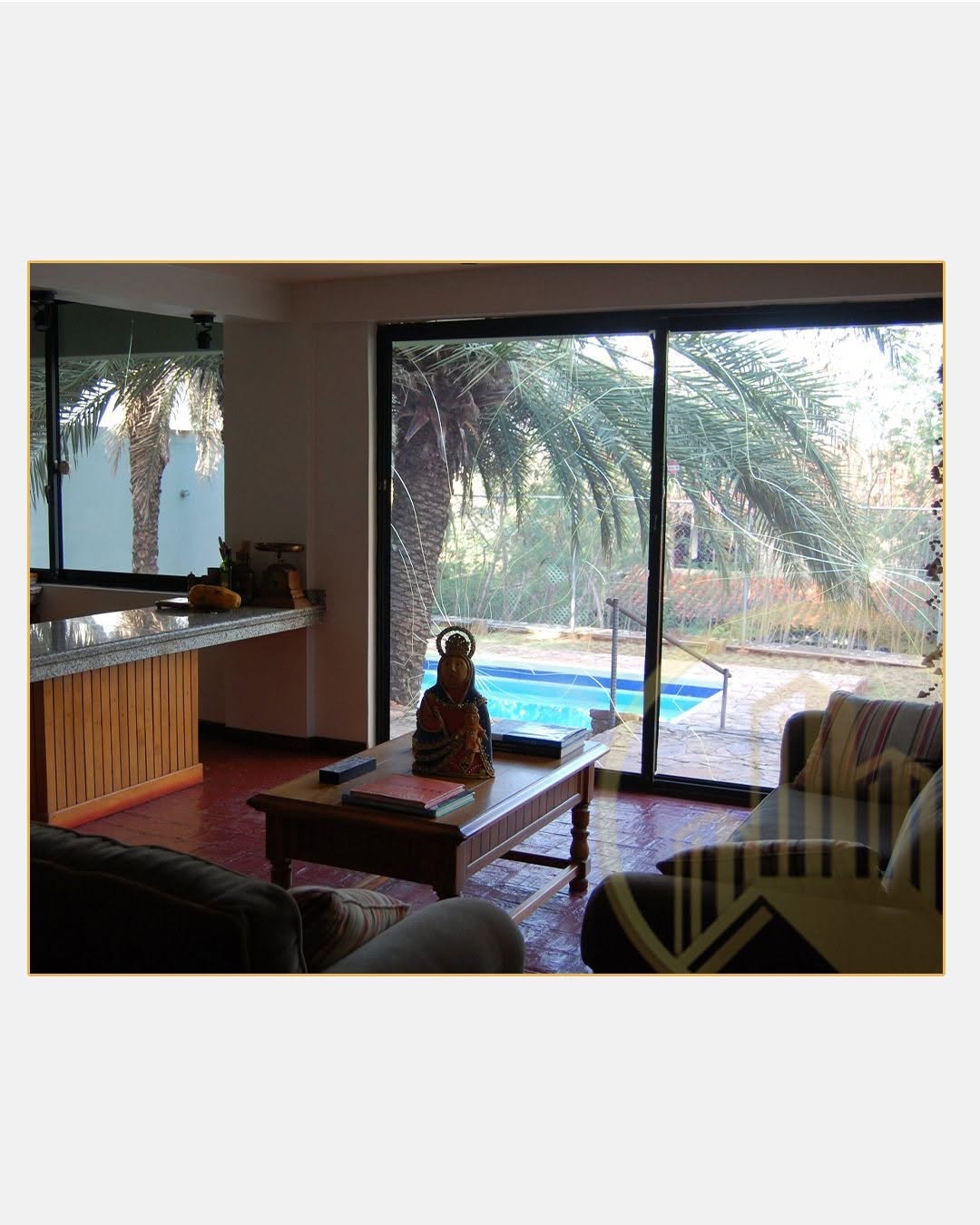 En venta casa en el municipio Maneiro, Isla De Mar - 2