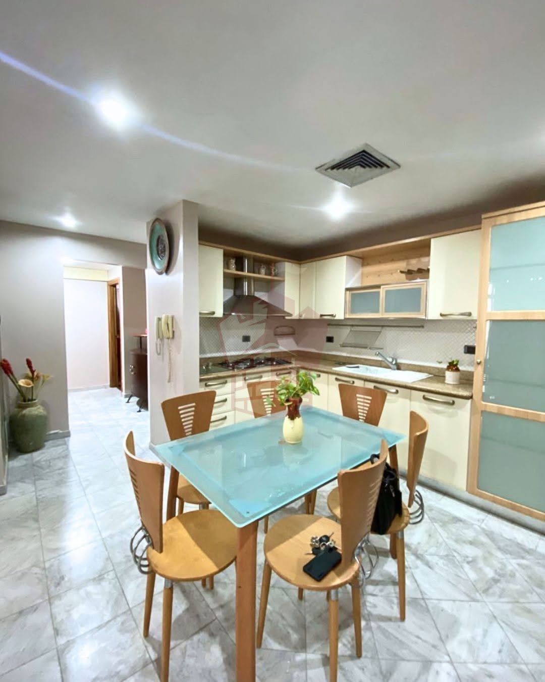 Hermoso apartamento amoblado con excelente ubicaci - 4
