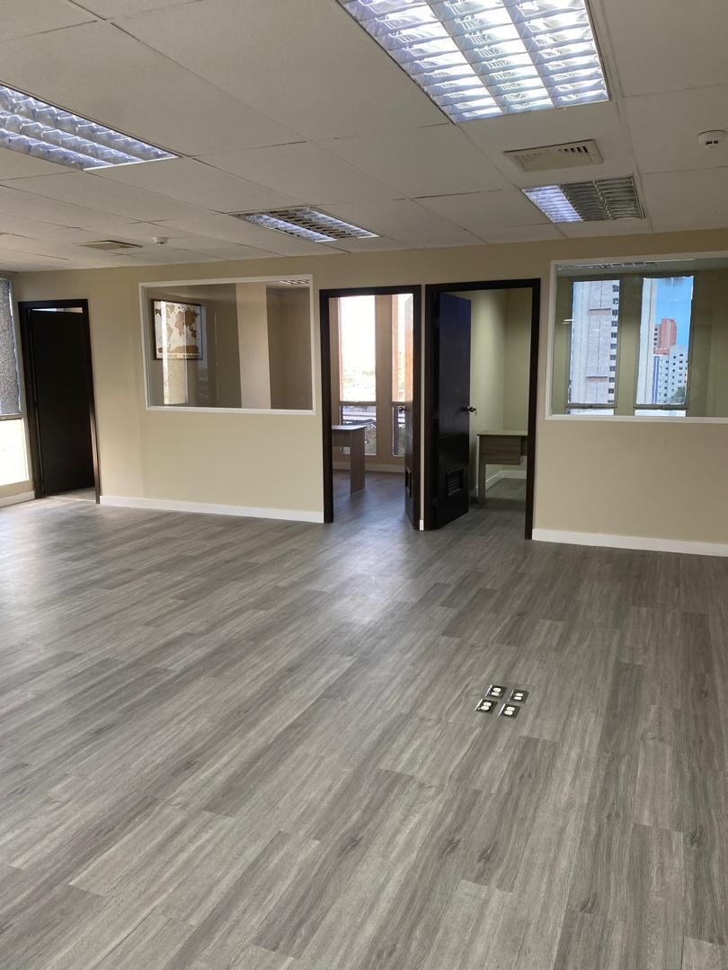 Oficina de 150 m² en el Edificio Empresarial Banco - 5
