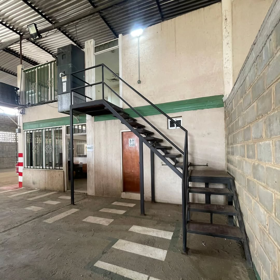 Galpón Industrial en venta en Santa Rita, con 10.8 - 4